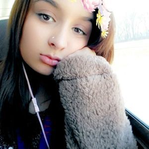 Meet your Posher, Alexis